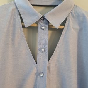 Unique  blue shirt size Large NWOT